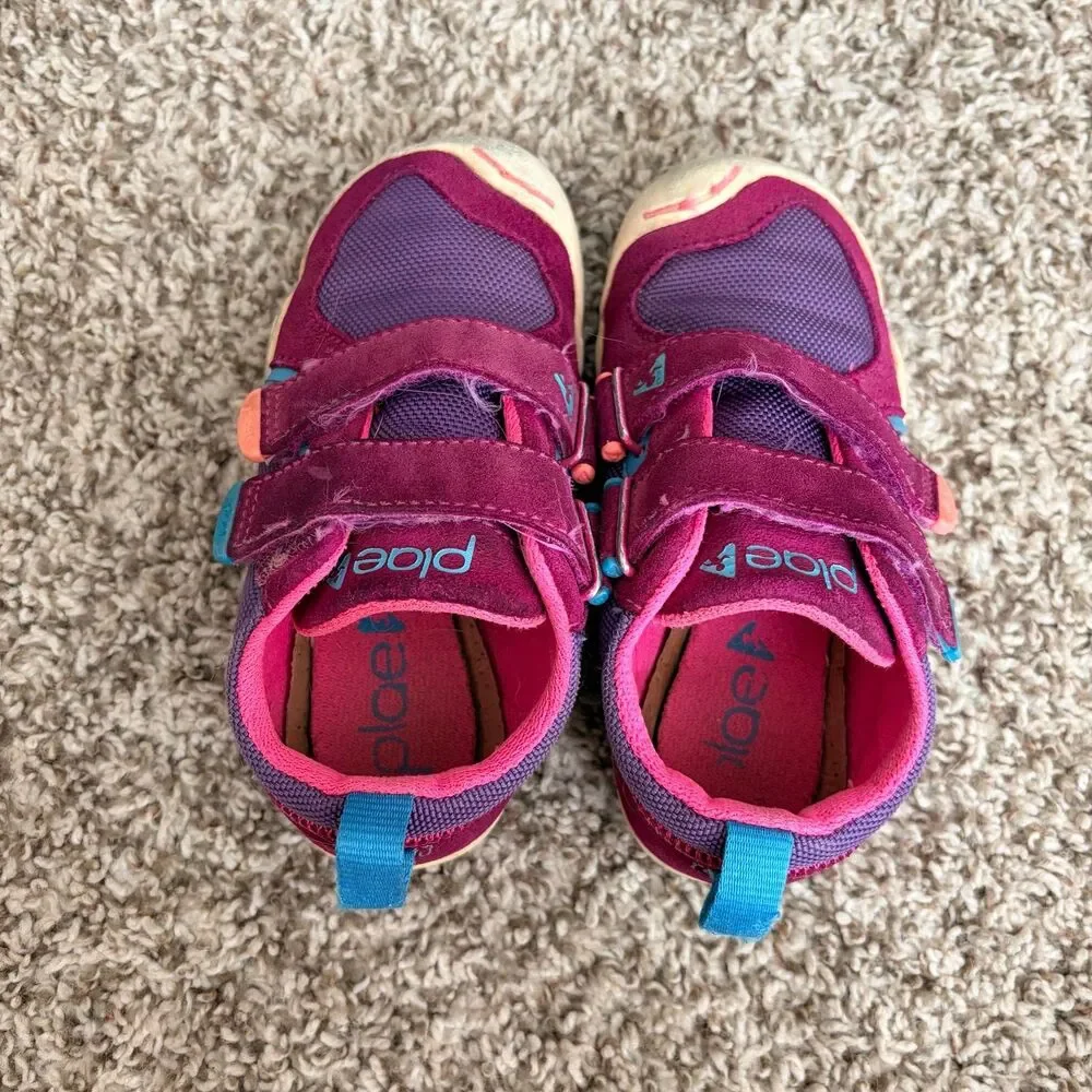 Size 9 / Toddler Girl PLAE Ty Sneakers